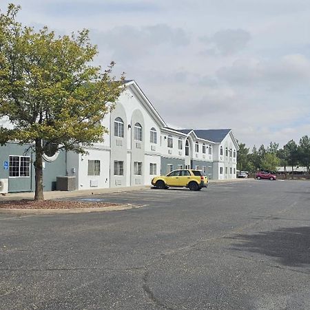 Quality Inn & Suites Roswell Exterior photo